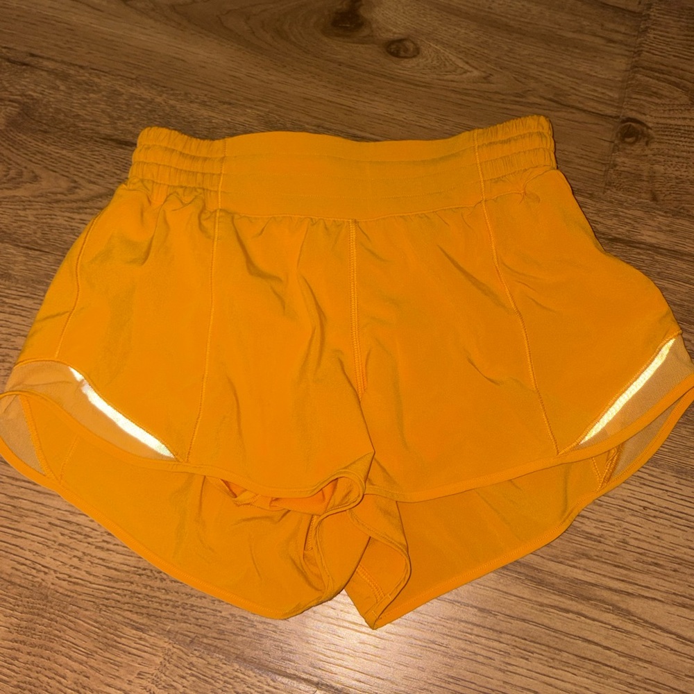 Lululemon Hotty Hot Shorts 2.5” Orange